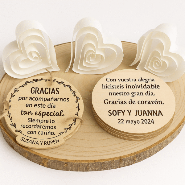Posavasos de madera grabados personalizados boda