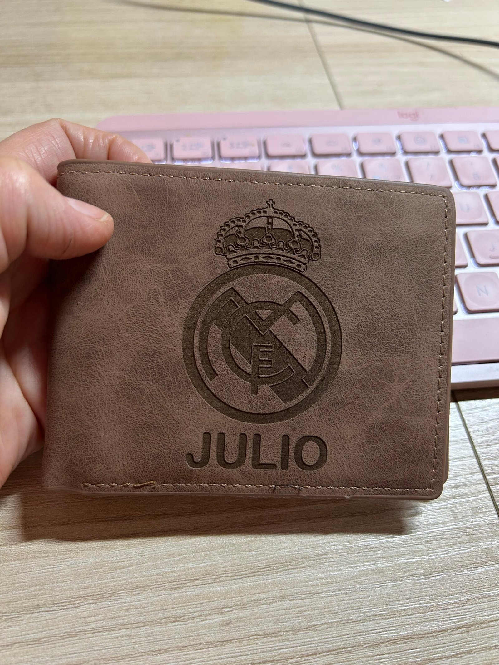 Cartera Personalizada futbol con Escudo y Nombre Grabado. !!!LLAVERO DE REGALO!!!! - Imagen 9