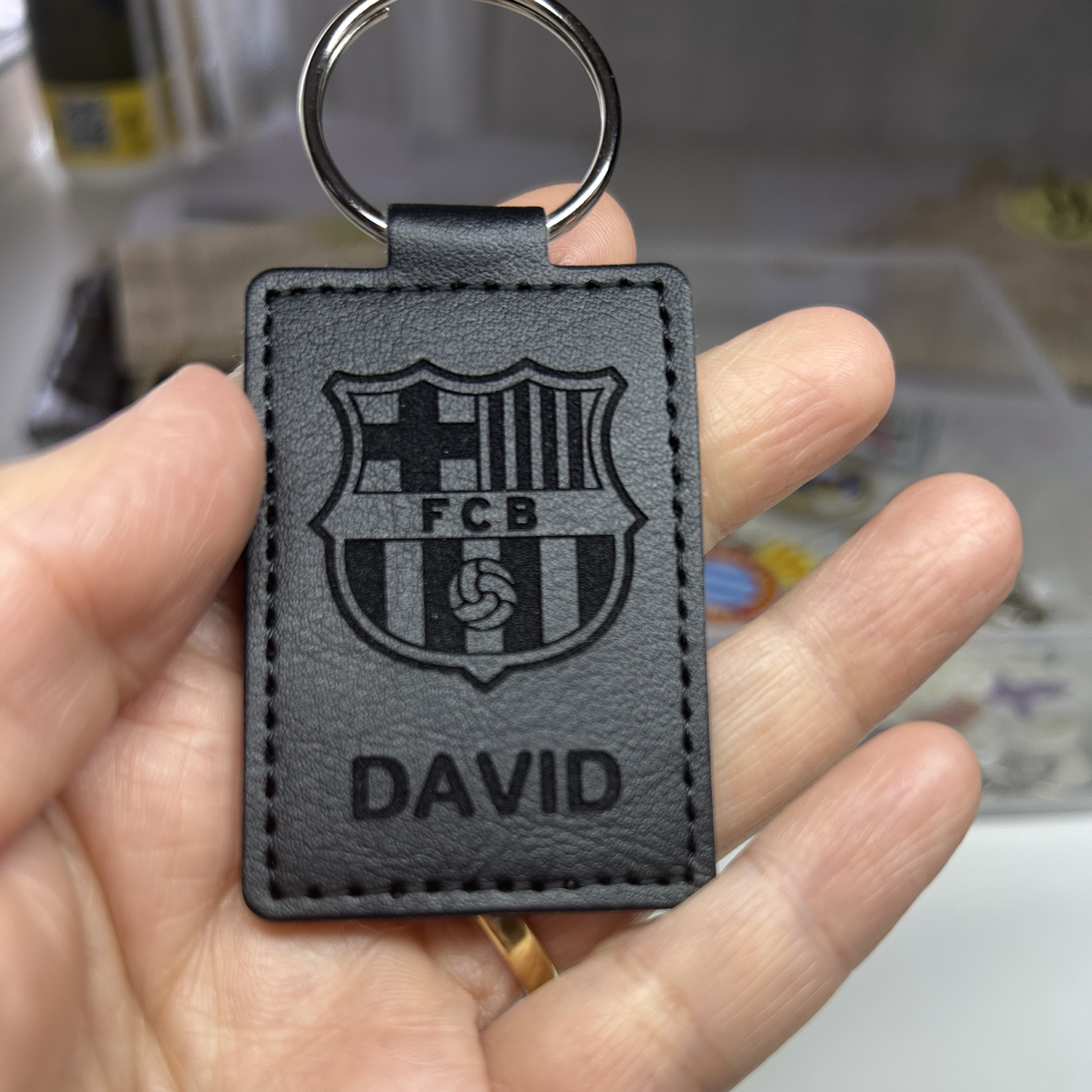 Cartera Personalizada futbol con Escudo y Nombre Grabado. !!!LLAVERO DE REGALO!!!! - Imagen 12