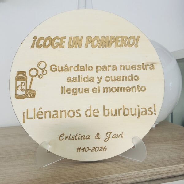 Placa de madera grabado con mensaje personalizado