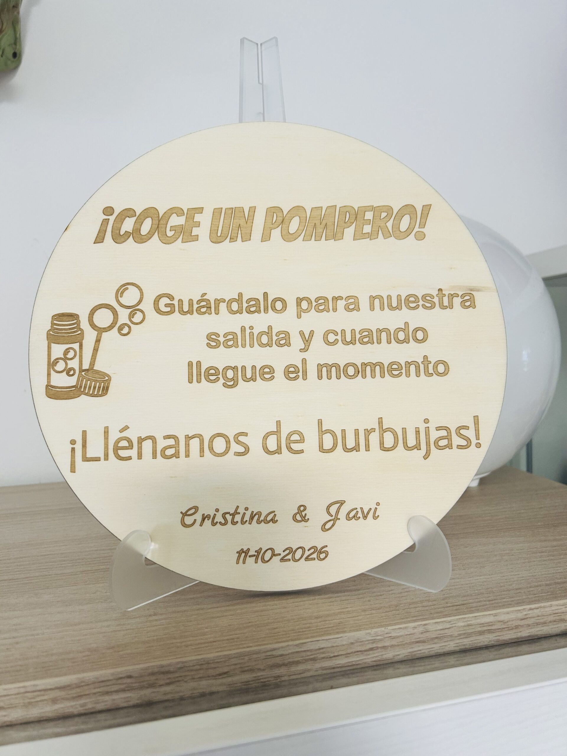 Placa de madera grabado con mensaje personalizado