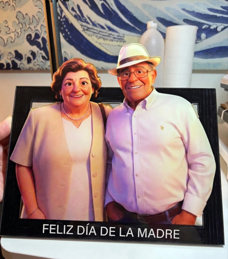 Cuadro personalizado estilo Disney regalo emotivo Feliz Día de la Madre con ilustración - Yolascraft