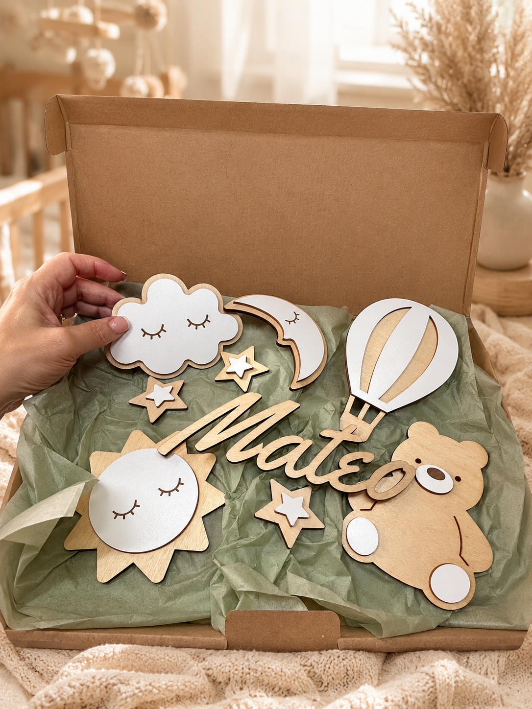 Pack de Decoración Infantil Personalizada - Nombre Bebé de Madera - Yolascraft
